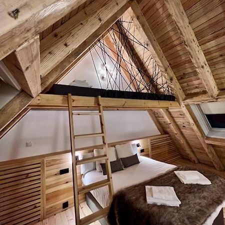 Muntanyo Luxury Lodge Con Sauna, Parking Y Guardaesquis En Ruda Тредо Экстерьер фото