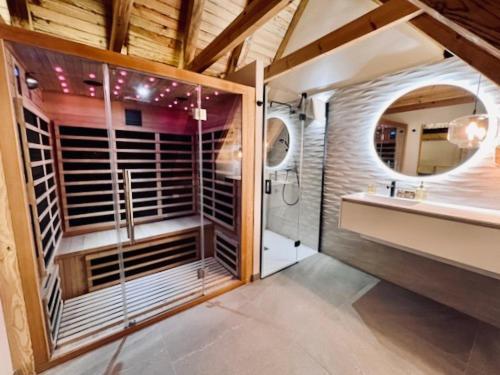 Muntanyo Luxury Lodge Con Sauna, Parking Y Guardaesquis En Ruda Тредо Экстерьер фото
